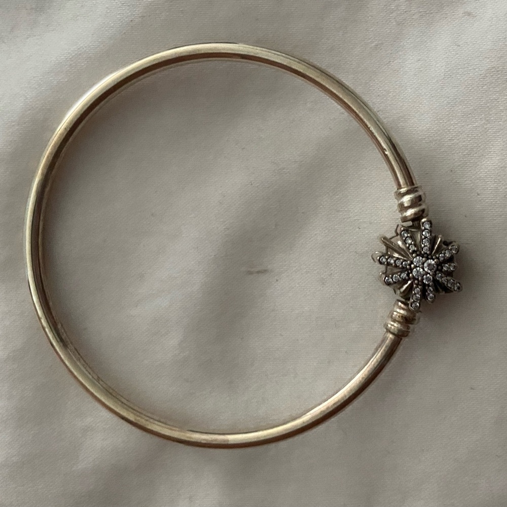 Pandora Sterling Silver Bracelet with Starburst Design